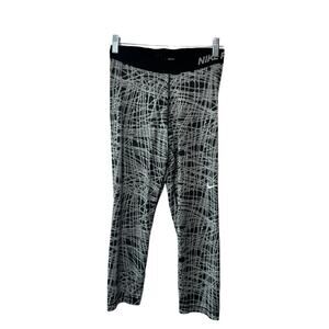 Nike Dri-FIT Pro Cool Tracer Training Capris Black 812063-010 Women's Medium